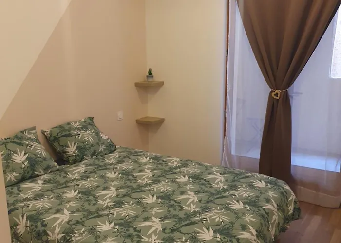 Appartement Jolie T3 Avec Terrasse